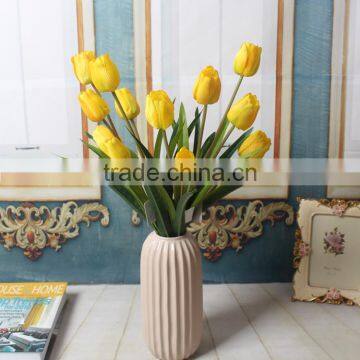 Wholesale Artificial Plant New Dsign 3 Heads Silk Tulip Flower photo-2