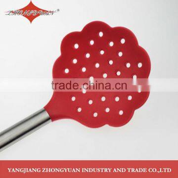 Non-stick Kitchen Accessory Silicone Skimmer for Daily Need Products photo-3