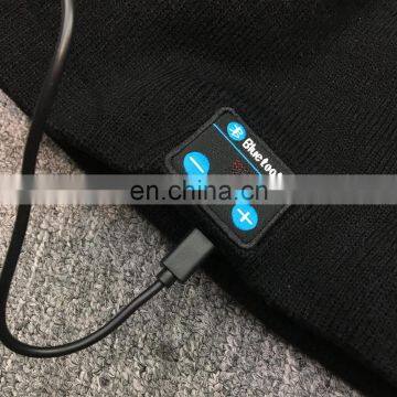 Custom Logo Blue-tooth Wool Knitted Beanie Hat for Men photo-6