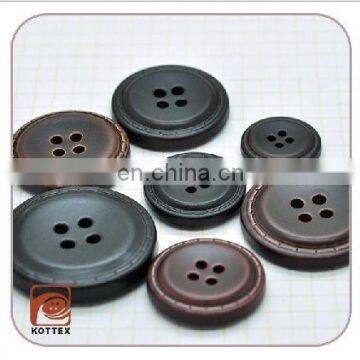 32L China Factory Plastic Painting Color Leather Round Button For Coat