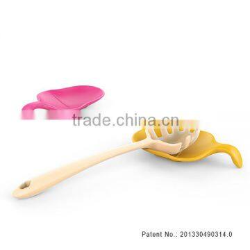 Funny shape silicone spoon holder