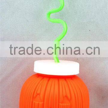 Halloween pumpkin canteen with straw