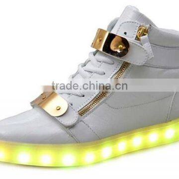 Fashion Adult Led Sneakers Light Shoes 7 Colors Changeable Supplier's Choice