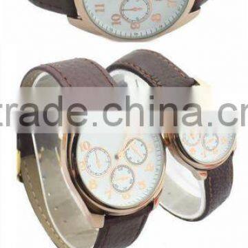 2013 Sweet pair watches with different size popular in Europe and USA market