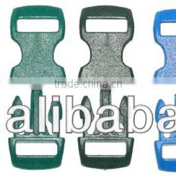 Plastic curved buckles in different sizes and colors