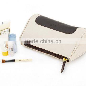 High Quality White pu Cosmetic Pouch photo-4