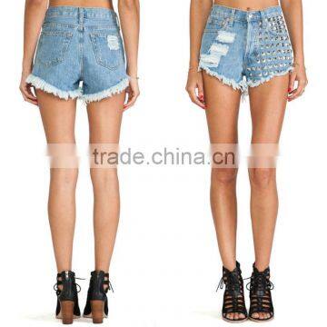 Ladies sexy jeans shorts in Stone-Wash