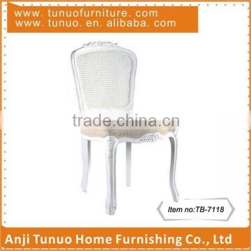 TB-7118, Antique white dinner chair with Rattan back and Rubber wood legs For wedding