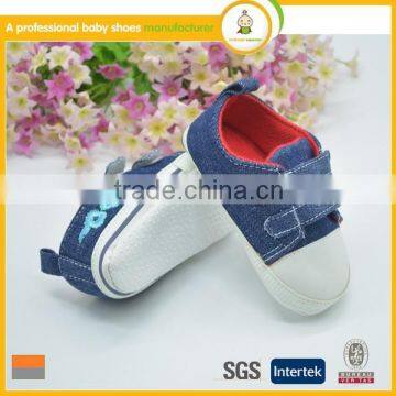 Fashion Lovely Style Baby Jeans Materail Embroider Shoe Kids Fashion Leisure Sports Shoes