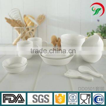 China supplier new premium custom design White Glazed Porcelain Dinner Set