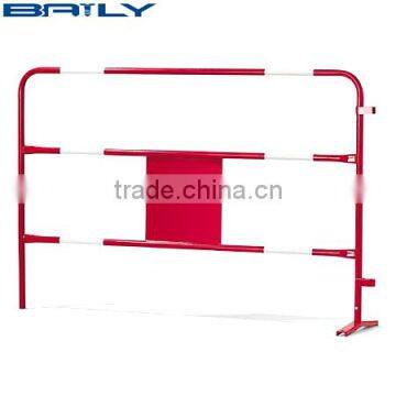 Manufacturer supply good quality portable road barrier