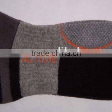 2015 Mens Fashion Business Casual Style Combed Cotton Men Socks photo-2