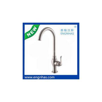 color classic kitchen faucet