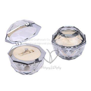 Unique Design Crystal Transparent Marriage Ring Box Jewelry Diamond Ring Display Box With Creative Metal Side