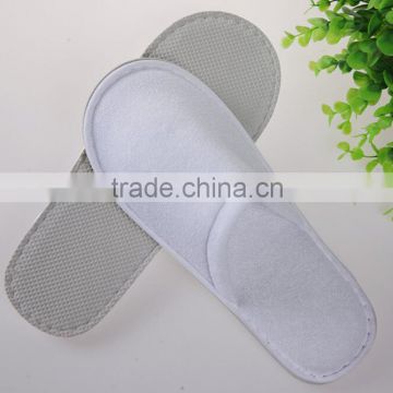 CLOSED TOE TERRY SLIPPERS