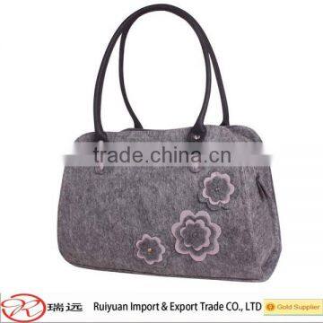 Beautiful flower design felt women handbag , shoulder bag made in China