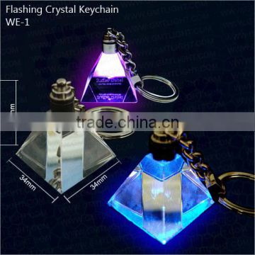 yiwu years Flashing coloful light crystal glass keychain by pyramid shape(R-2302)