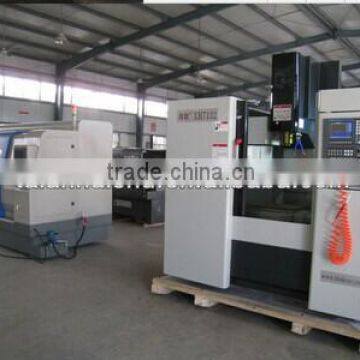 High quality and low price XH7132 ball screw CNC vertical machining center