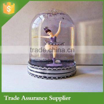 2015 hot souvenir ballerina resin snowglobe