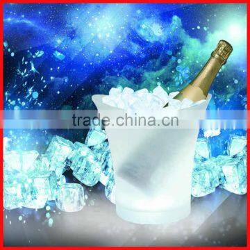 LED Colour Changing Ice Bucket Champagne Wine Drinks Cooler Retro Party Xmas photo-3