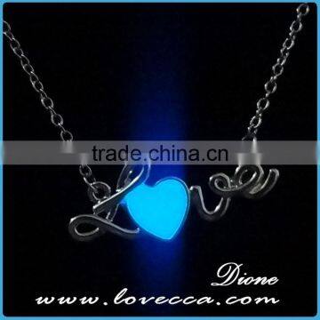 Hot selling Women jewelry luminous Love style glowing heart necklace