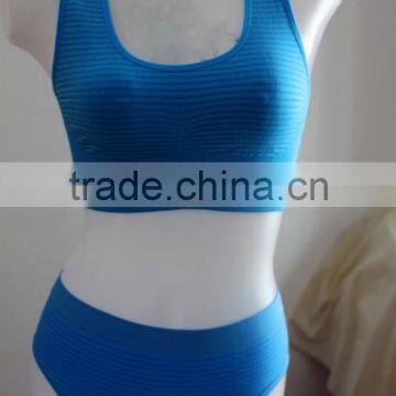 Hot selling yoga sports seamless tube bra set simple design