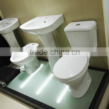 Sanitaryware Suite toilet and bidet and basin