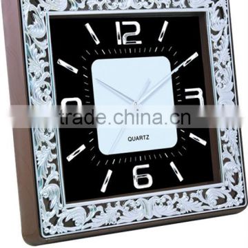 2014 Modern Design Plastic Wall Clock