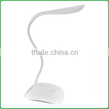 8W LED Touched Eye-protecting Table Lamp