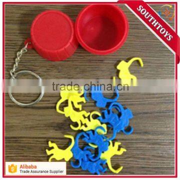 Wholesale Mini Plastic Barrel of Monkeys Game Toy Keychains