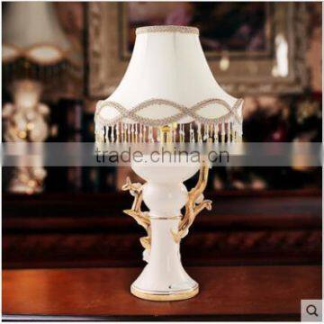 hand made flower european antique table lamps in liviging room