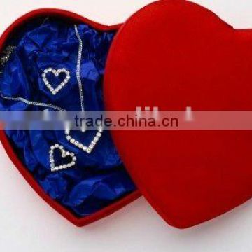 2012 fancy red heart wholesale velvet jewelry boxes, neckalce boxes wholesale