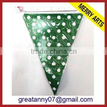 Hot New Products Customized Outdoor Promotional Green With White Decorative Outdoor Flags