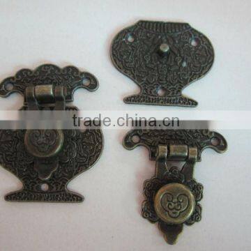 Antique-brass alloy lock for wooden box