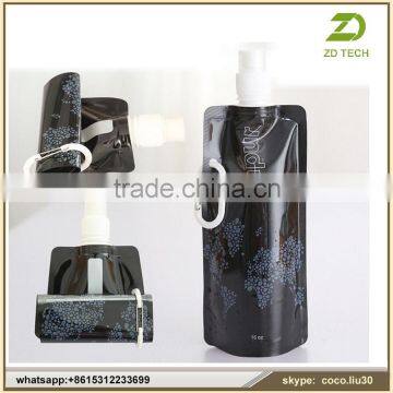 Hot selling BPA free portable 480ML foldable sport water bottle with carabiner ZDS1772