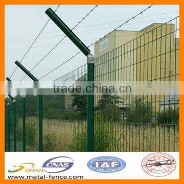 Easy install Barbed wire PVC coated euro fence(big factory)