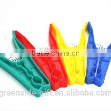 GS-1123-2pp high quality durable plastic clothes hanger pegs