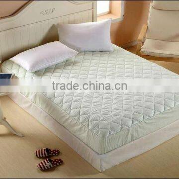 quilted waterproof foam mattress protector twin mattress material