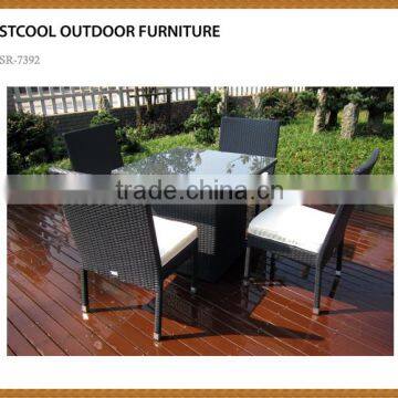 Rattan Material and Modern Appearance Dining room set