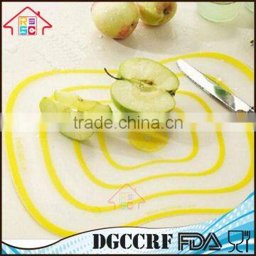 NBRSC 4Pcs Function Plastic Cutting Board Set / Fruit Health Antibacterial Kitchen Tools Thick Chopping Block photo-5