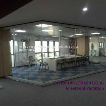 Manufacturer Movable Folding Glass Wood Partition Design for Restaurant photo-2