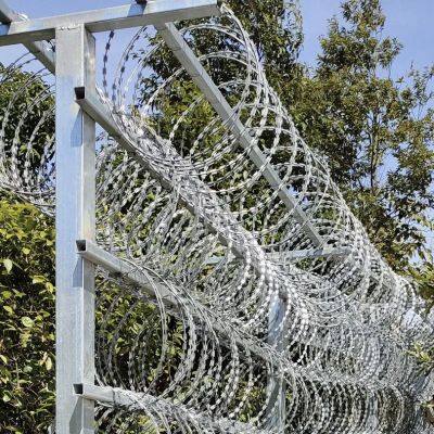 Надежная лезвийная проволока из нержавеющей стали 304 для зон повышенной безопасности