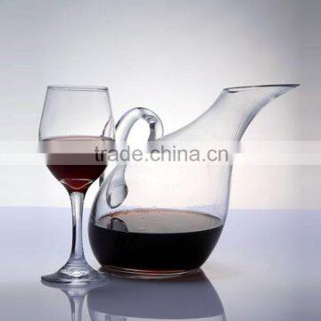 Swan Shape Wine Glass Decanter with Handle