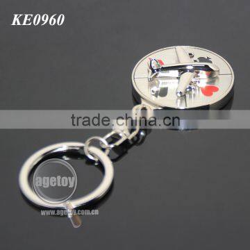 Rotate Mini Alloy Airplane Revolve Dial Playing Cards Symbol Round Shaped Metal Souvenir Aviator Keychain photo-2