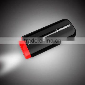 real capacity 4400mAh emergency chargers with 4 LED power indicator and hand light