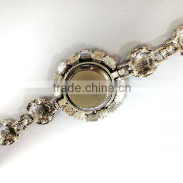 2015 Girl Latest Hand Watch Quartz Movement photo-4