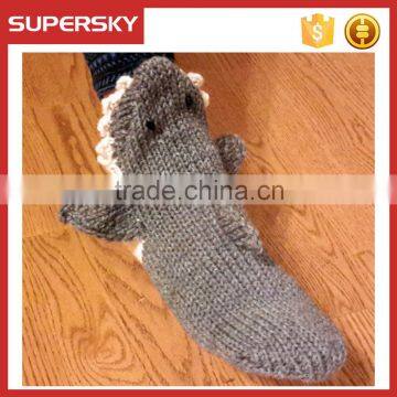 A-193 kntting animal slipper socks handmade shark socks slippers crochet shark slipper socks