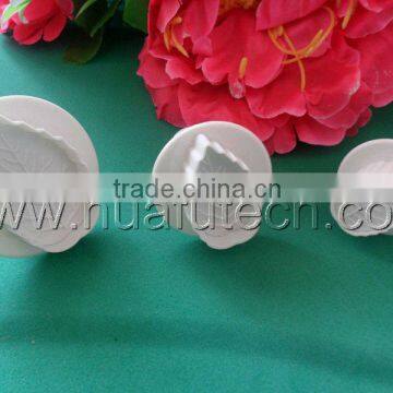 fondant plunger cutter holly leafage