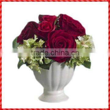 Elegant ceramic Flower Vase for decoration