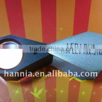 Led magnifier 15x